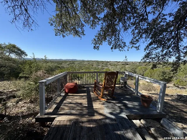 620 Lake Forest Pipe Creek, TX 78063