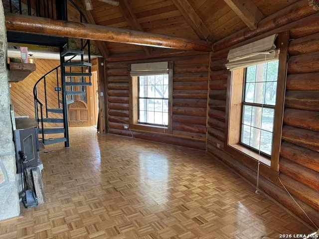 620 Lake Forest Pipe Creek, TX 78063