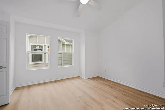 1502 S Walters San Antonio, TX 78210