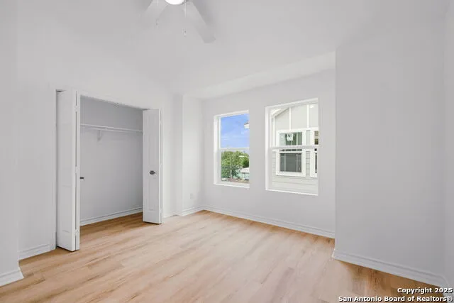 1502 S Walters San Antonio, TX 78210