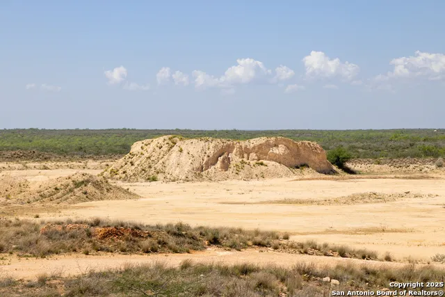 000 US HWY 83 N Laredo, TX 78045