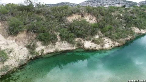 945 Private Road 2310