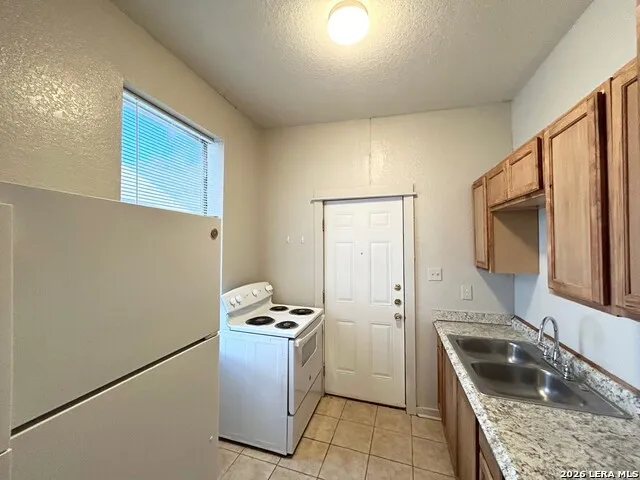1716 Olive St Unit 3 San Antonio, TX 78208