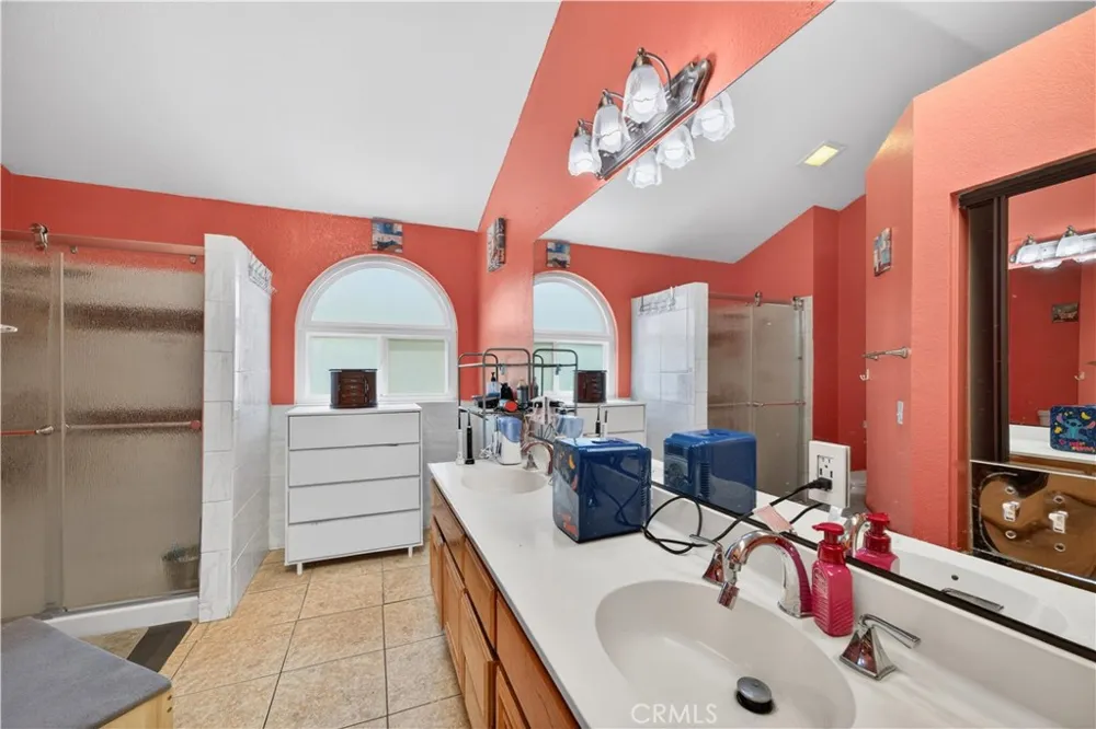 7726 Whitney Drive Jurupa Valley, CA 92509