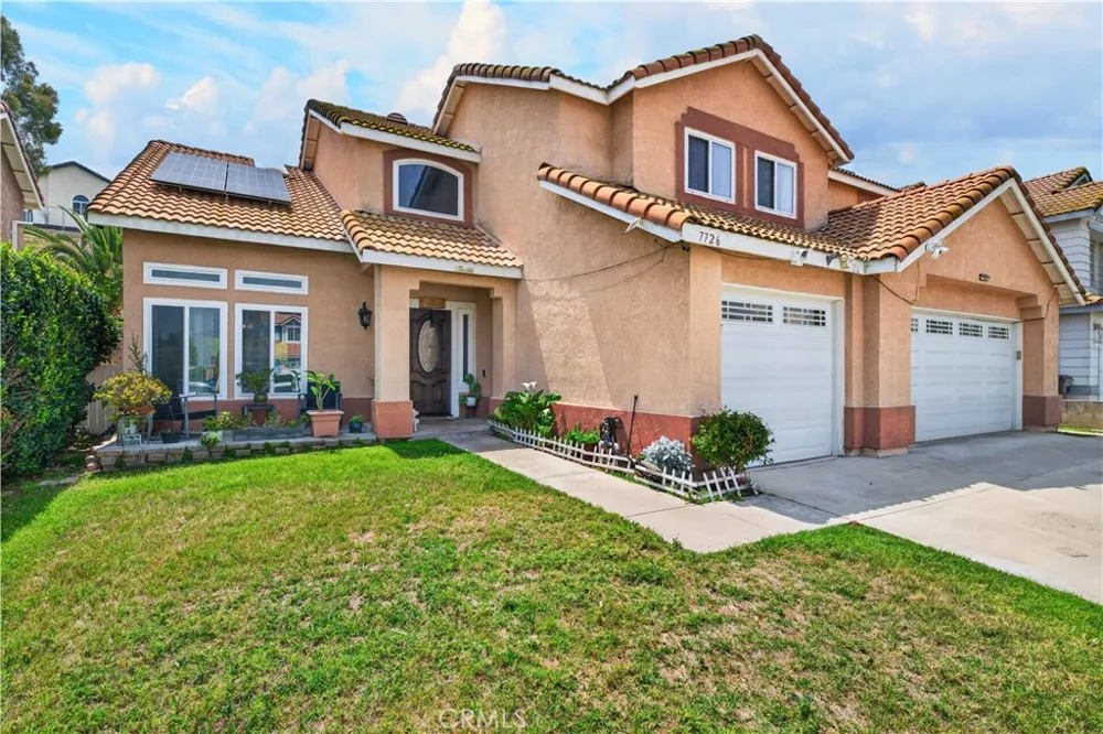 7726 Whitney Drive Jurupa Valley, CA 92509