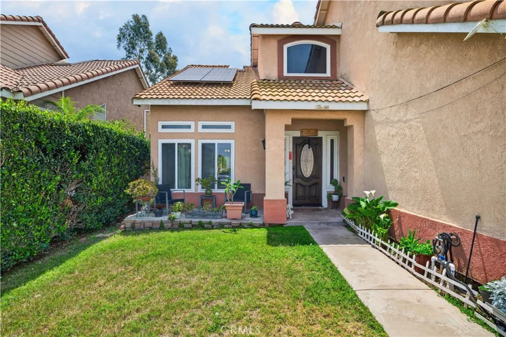 7726 Whitney Drive Jurupa Valley, CA 92509