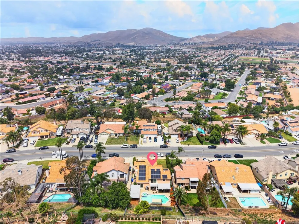 7726 Whitney Drive Jurupa Valley, CA 92509