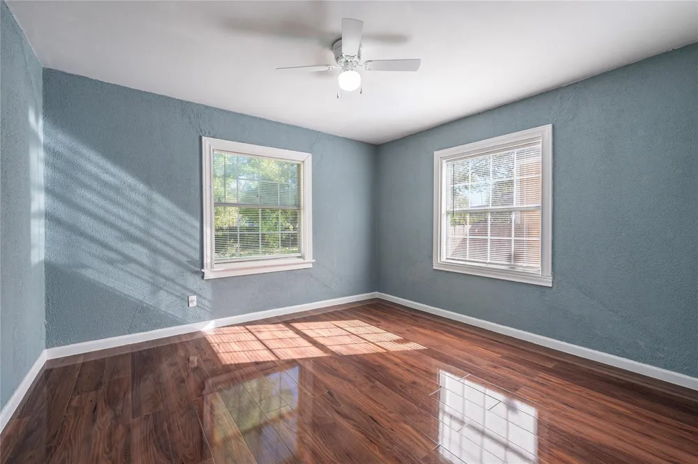 715 Center Street Pasadena, TX 77506