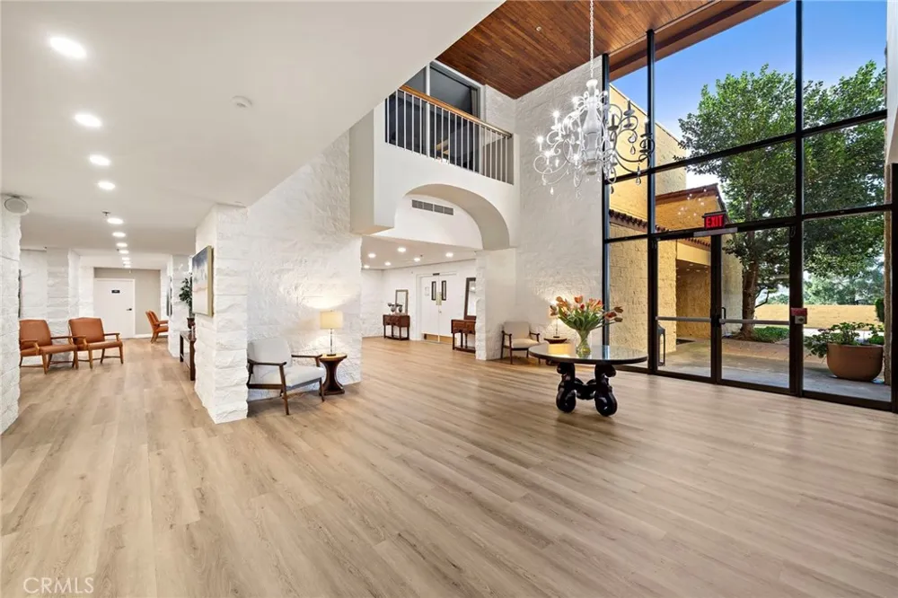 24055 Paseo Del Lago #413 Laguna Woods, CA 92637