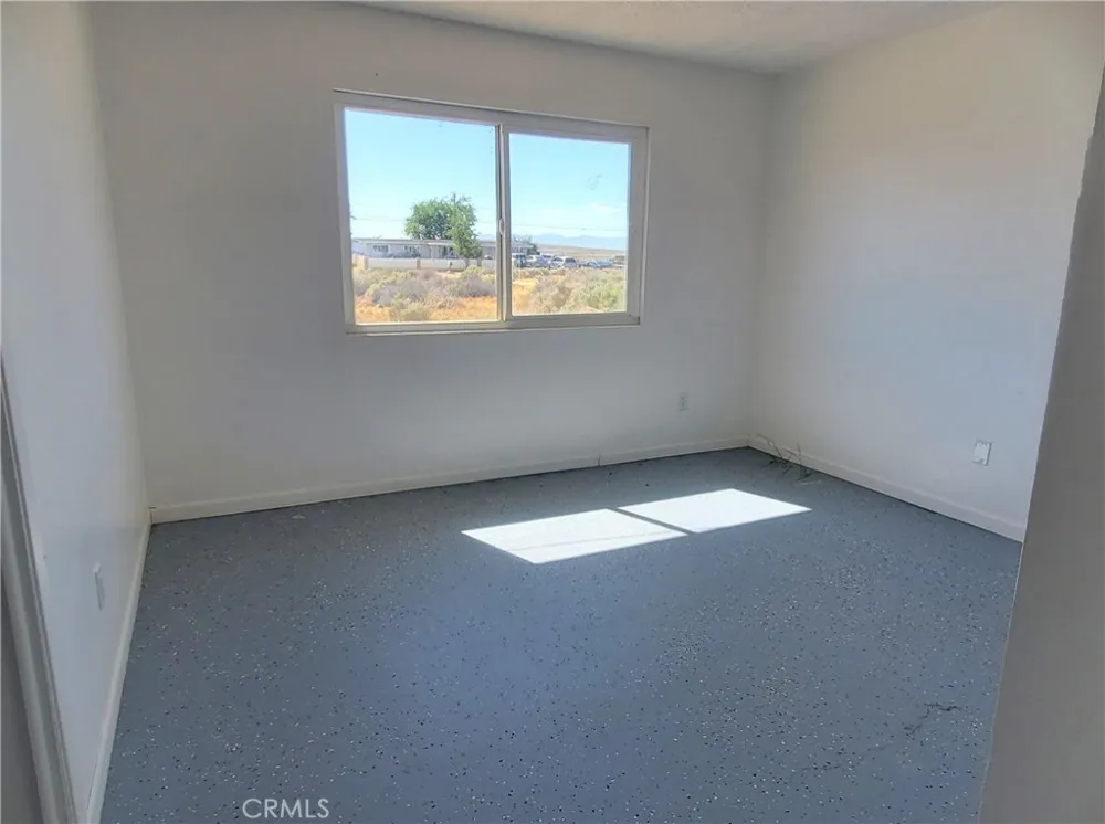 13401 Davenport Edwards, CA 93523