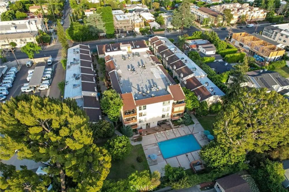 5115 Kester #7 Sherman Oaks, CA 91403