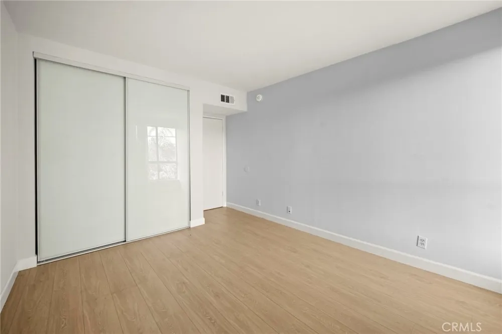 5115 Kester #7 Sherman Oaks, CA 91403
