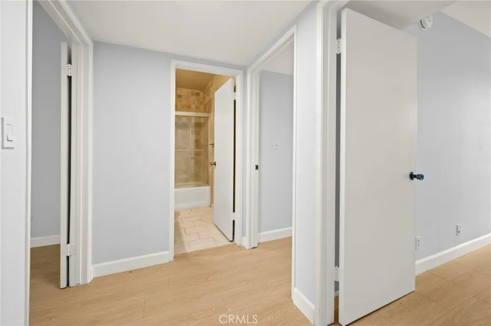 5115 Kester #7 Sherman Oaks, CA 91403