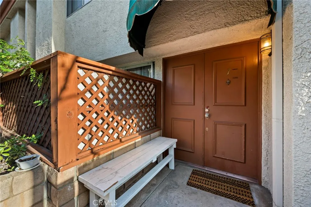 5115 Kester #7 Sherman Oaks, CA 91403