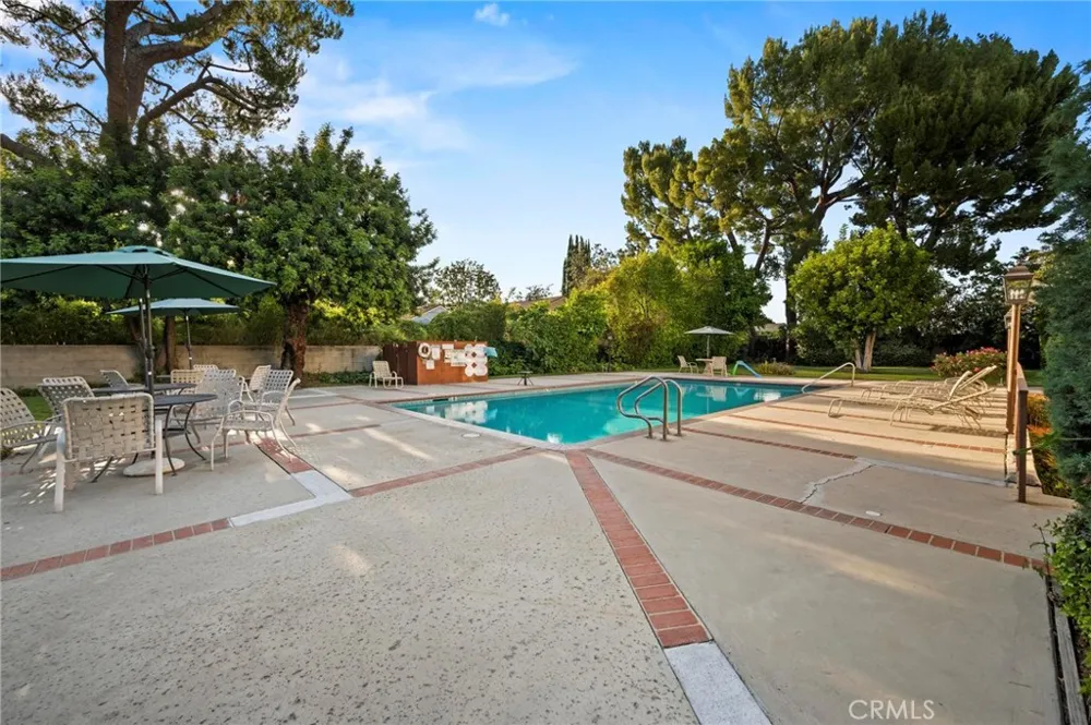 5115 Kester #7 Sherman Oaks, CA 91403