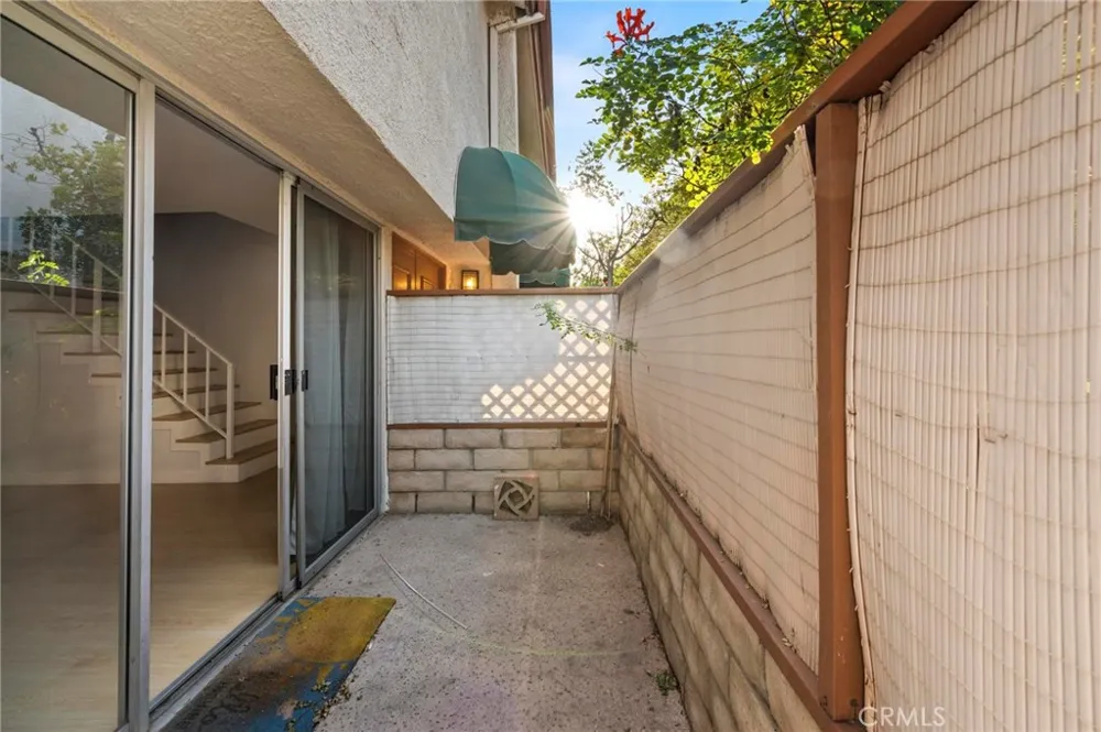 5115 Kester #7 Sherman Oaks, CA 91403
