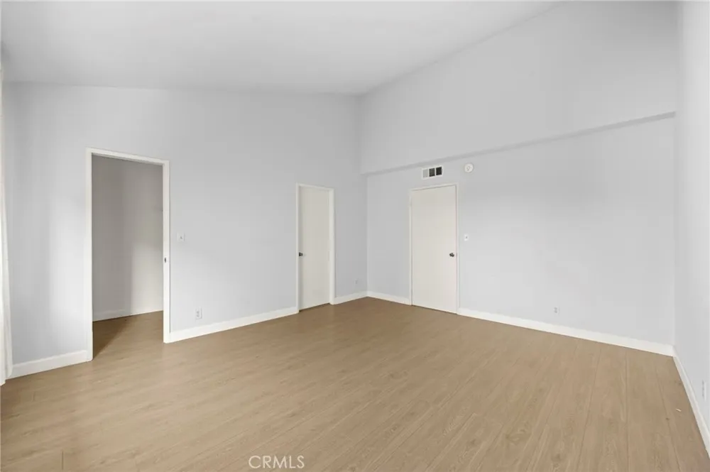 5115 Kester #7 Sherman Oaks, CA 91403