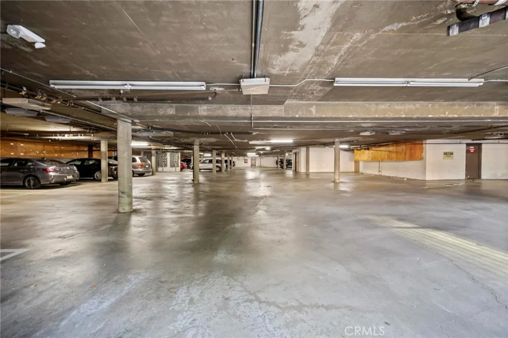 5115 Kester #7 Sherman Oaks, CA 91403