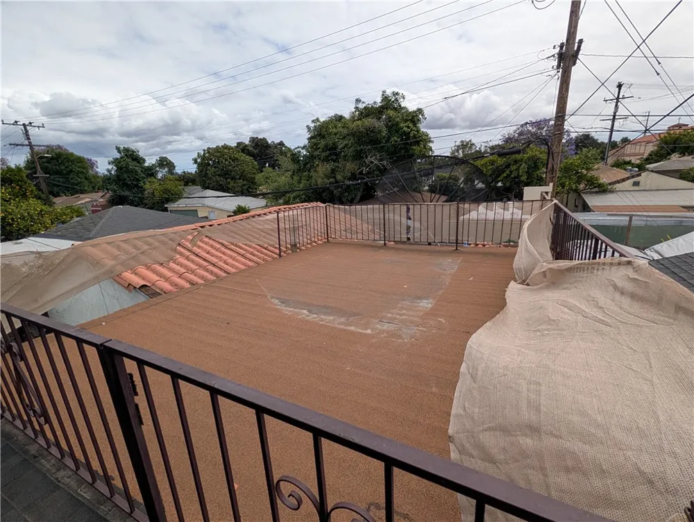 3816 Walnut Lynwood, CA 90262