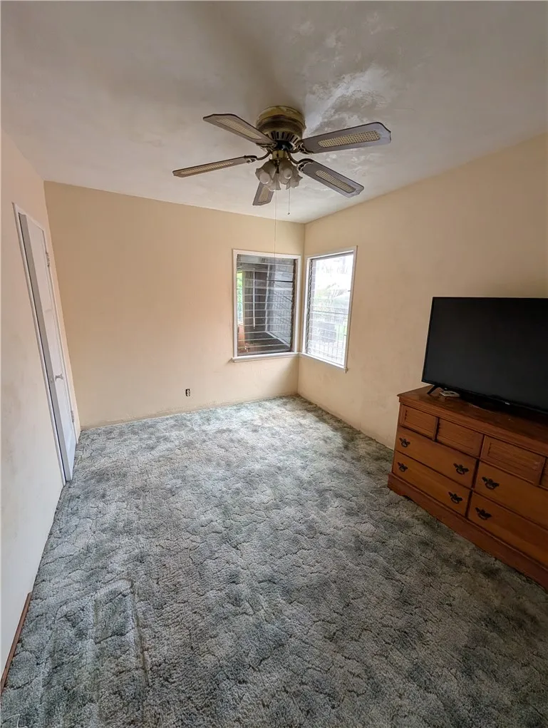 3816 Walnut Lynwood, CA 90262