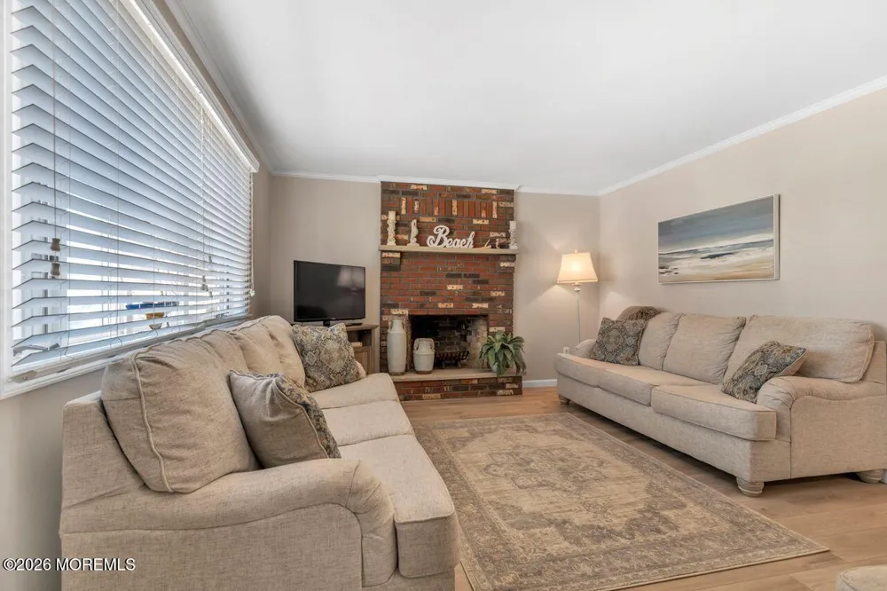 274 S 1st Street Surf City, NJ 08008
