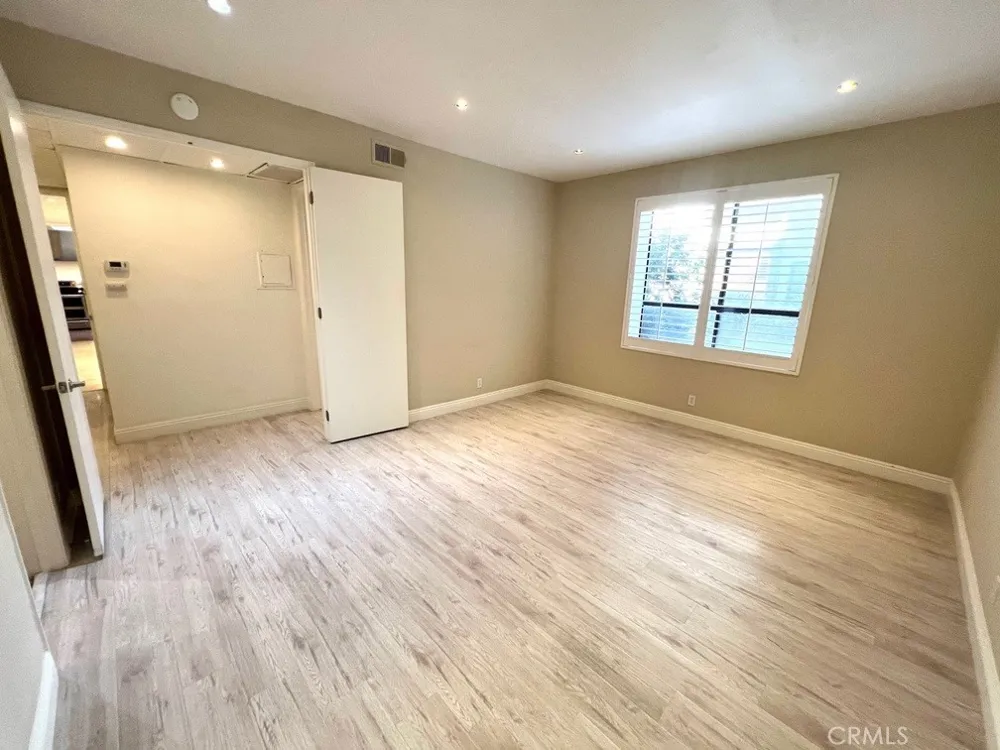 700 S Lake Avenue #111 Pasadena, CA 91106