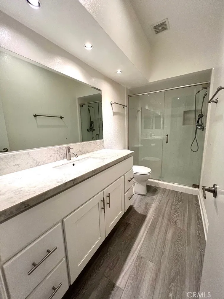 700 S Lake Avenue #111 Pasadena, CA 91106