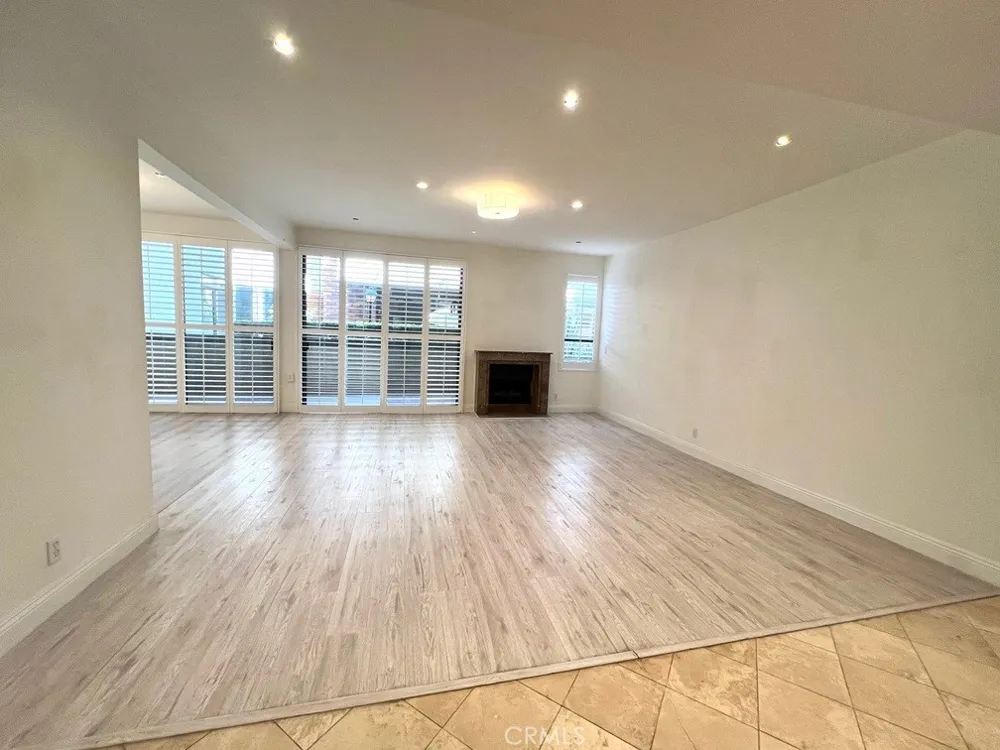 700 S Lake Avenue #111 Pasadena, CA 91106