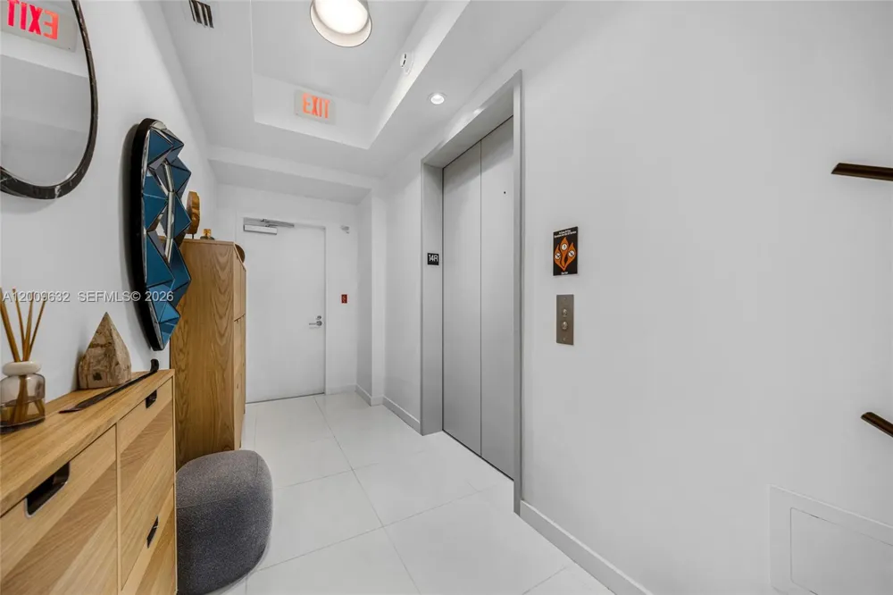 851 NE 1st Ave #1408 Miami, FL 33132