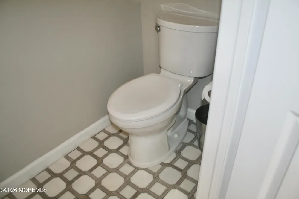 16 Apple Drive Spring Lake Heights, NJ 07762