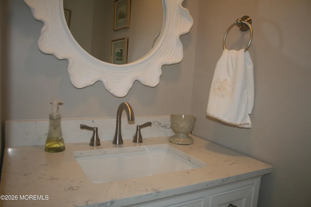 16 Apple Drive Spring Lake Heights, NJ 07762