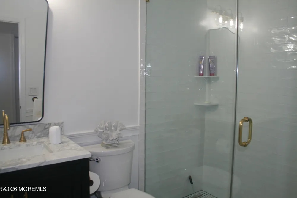 16 Apple Drive Spring Lake Heights, NJ 07762