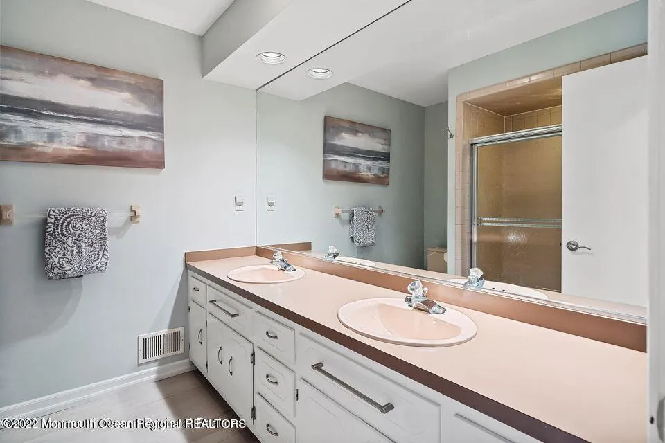 425 Atlantic Avenue Spring Lake, NJ 07762