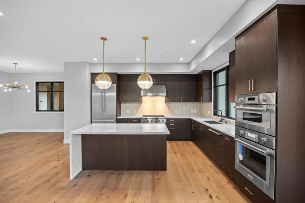 227 Hope Street Mountain View, CA 94041