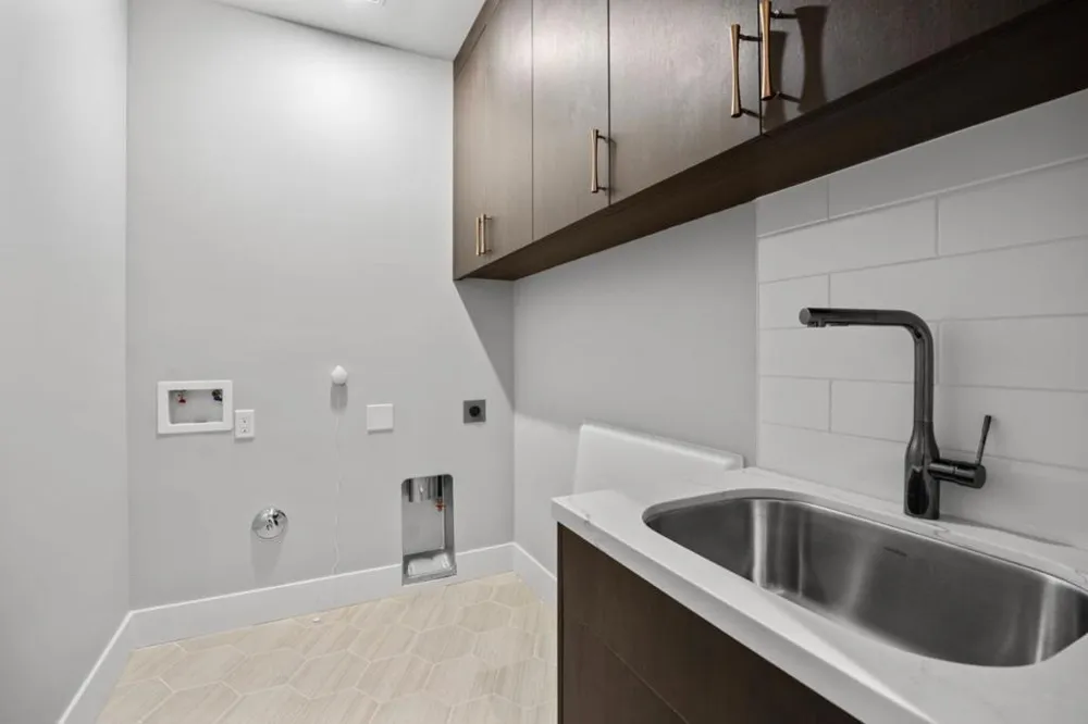 227 Hope Street Mountain View, CA 94041