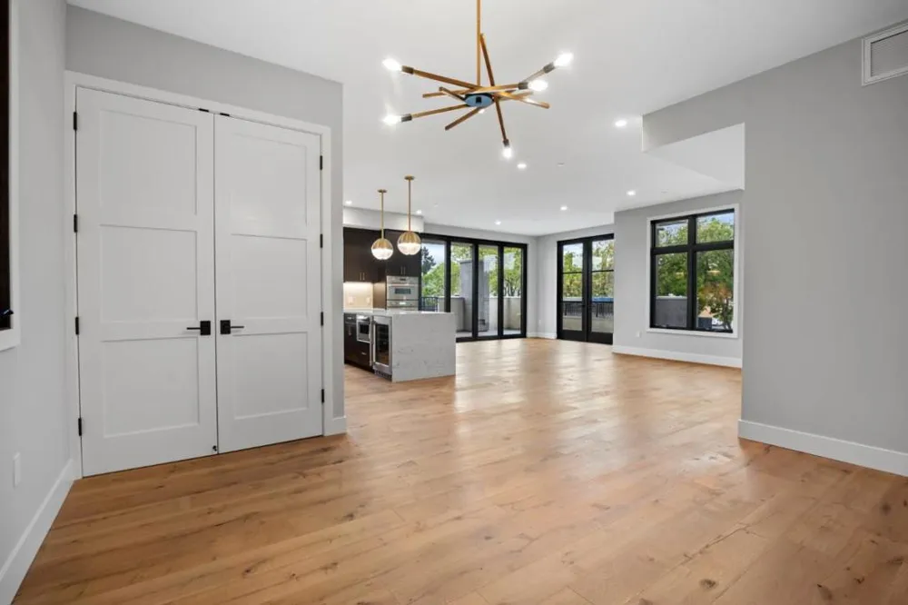 227 Hope Street Mountain View, CA 94041