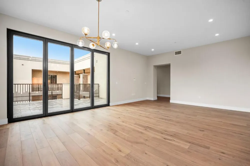 237 Hope Street Mountain View, CA 94041