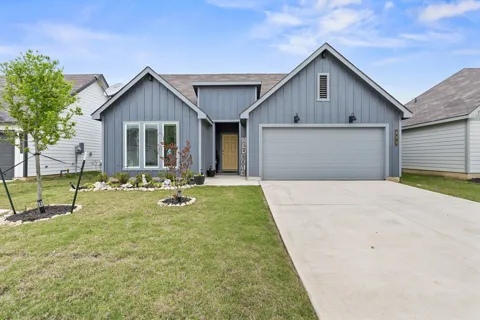 405 Perry Place