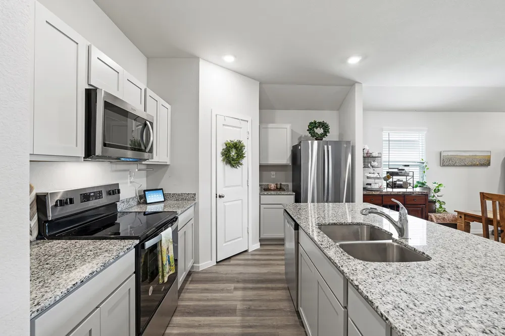 405 Perry Place Rockdale, TX 76567