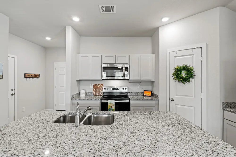 405 Perry Place Rockdale, TX 76567