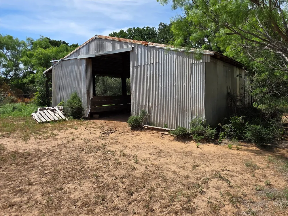 3201 County Road 612 Bangs, TX 76823