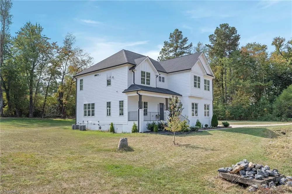 7111 Lambert Lake Road Stokesdale, NC 27357
