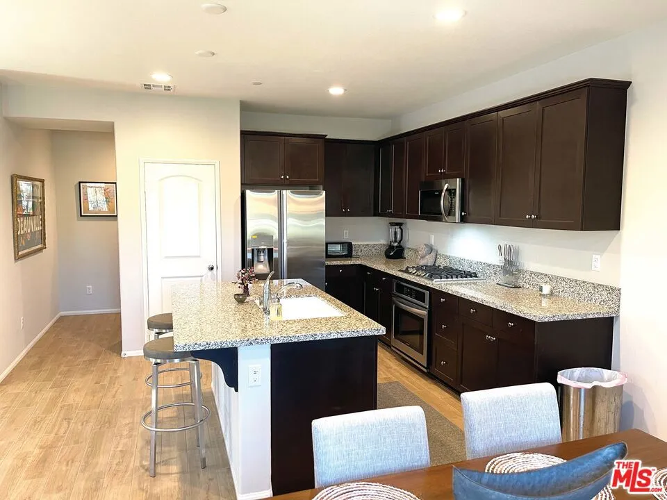42720 Azure Street Temecula, CA 92592