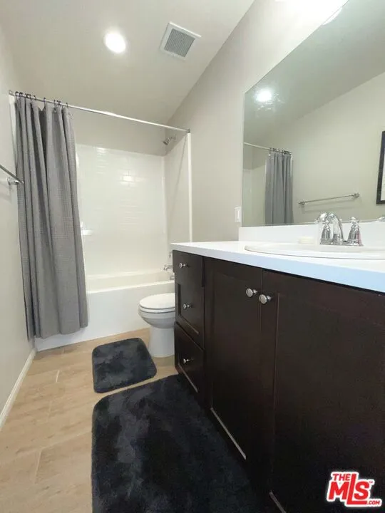 42720 Azure Street Temecula, CA 92592