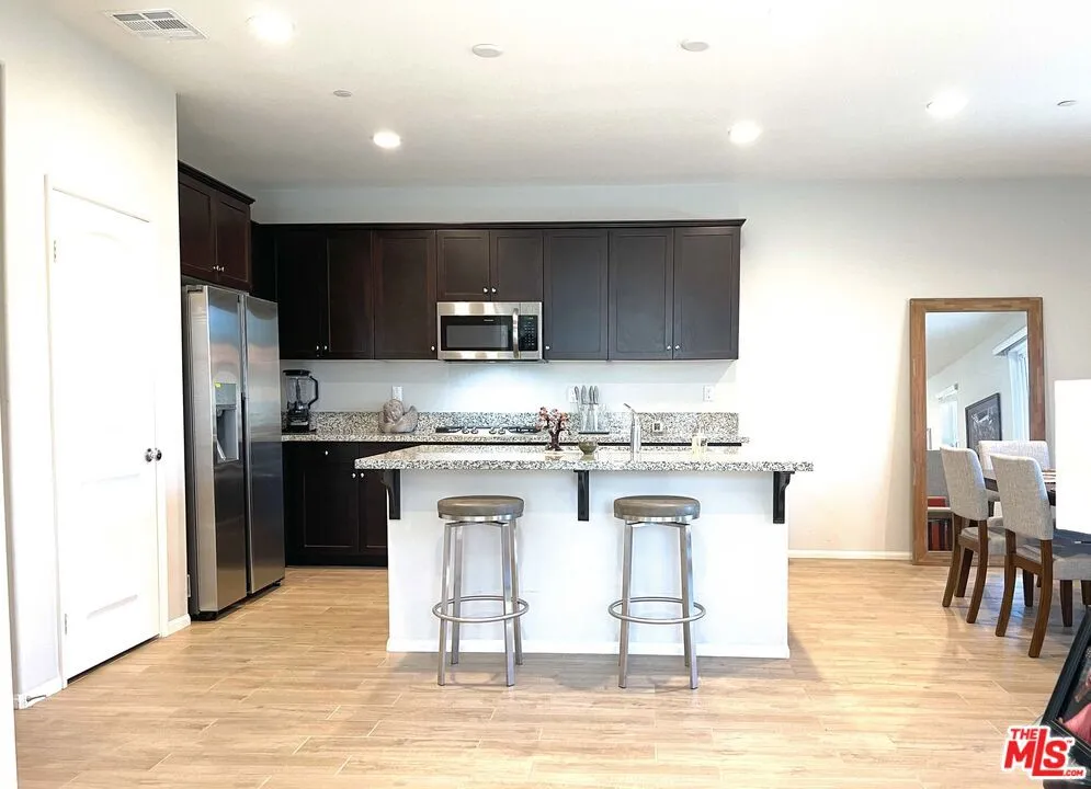 42720 Azure Street Temecula, CA 92592