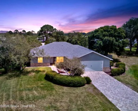 1105 Baywood Court