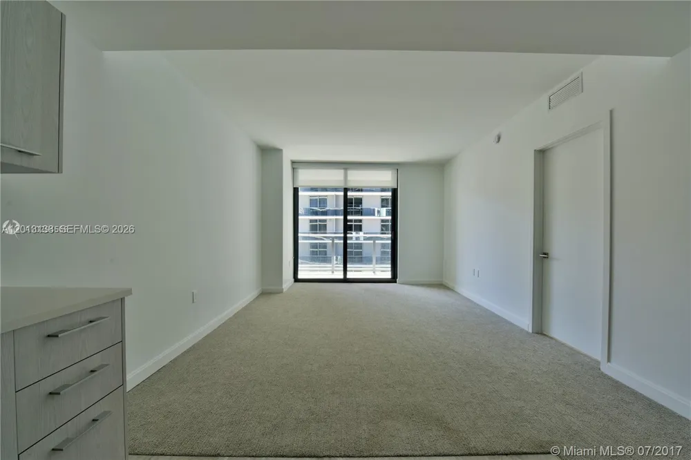 45 SW 9 st #1907 Miami, FL 33130