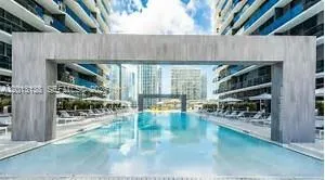 45 SW 9 st #1907 Miami, FL 33130