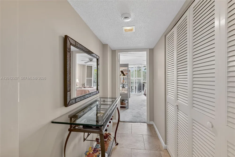 5 Bluebill #201 Naples, FL 34108
