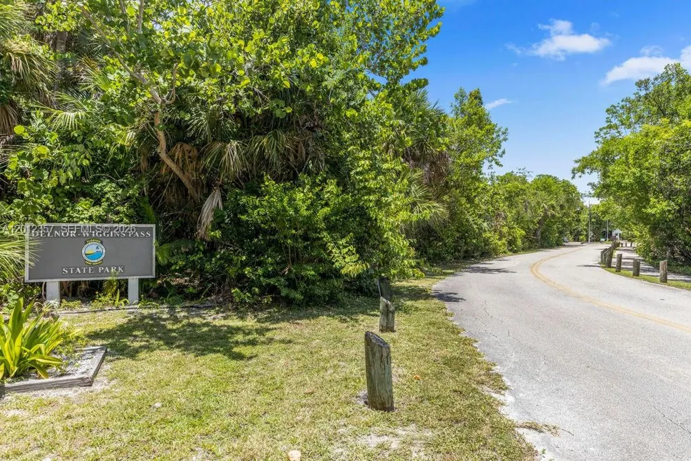 5 Bluebill #201 Naples, FL 34108